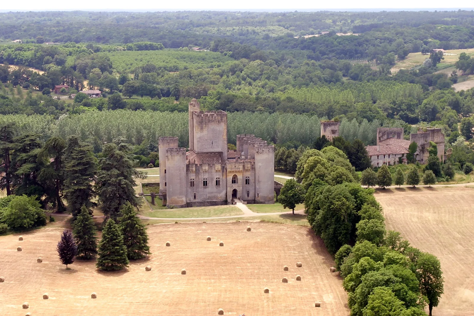 Château de Roquetaillade - Wikipedia